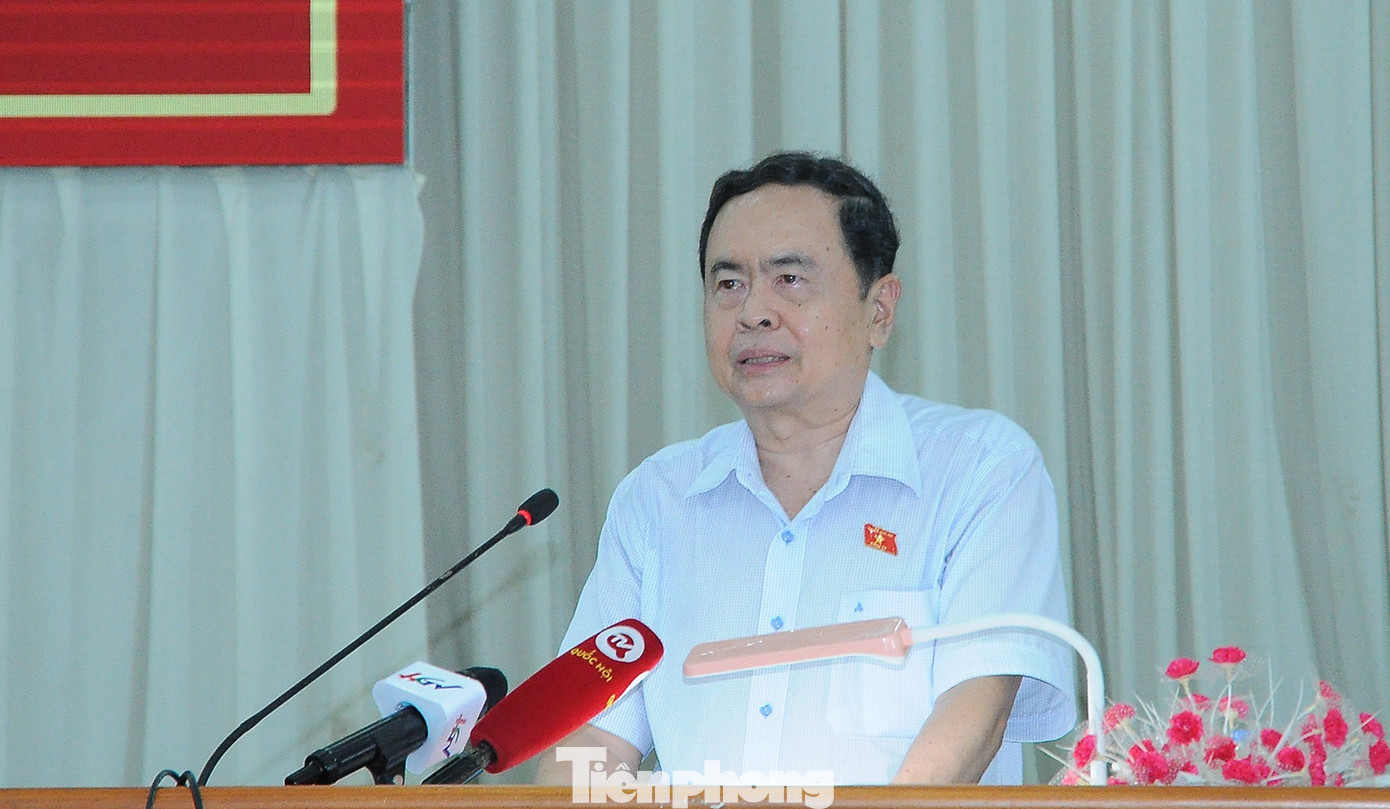 Phó Chủ tịch Thường trực Quốc hội Trần Thanh Mẫn phát biểu tại buổi tiếp xúc cử tri. Ảnh: CK. Phó Chủ tịch Thường trực Quốc hội Trần Thanh Mẫn phát biểu tại buổi tiếp xúc cử tri. Ảnh: CK.