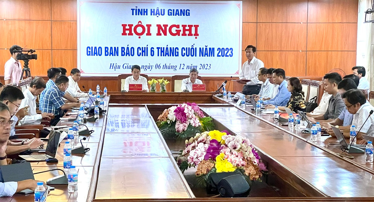 Toàn cảnh hội nghị giao ban báo chí tỉnh Hậu Giang ngày 6/12. Ảnh: Cảnh Kỳ.