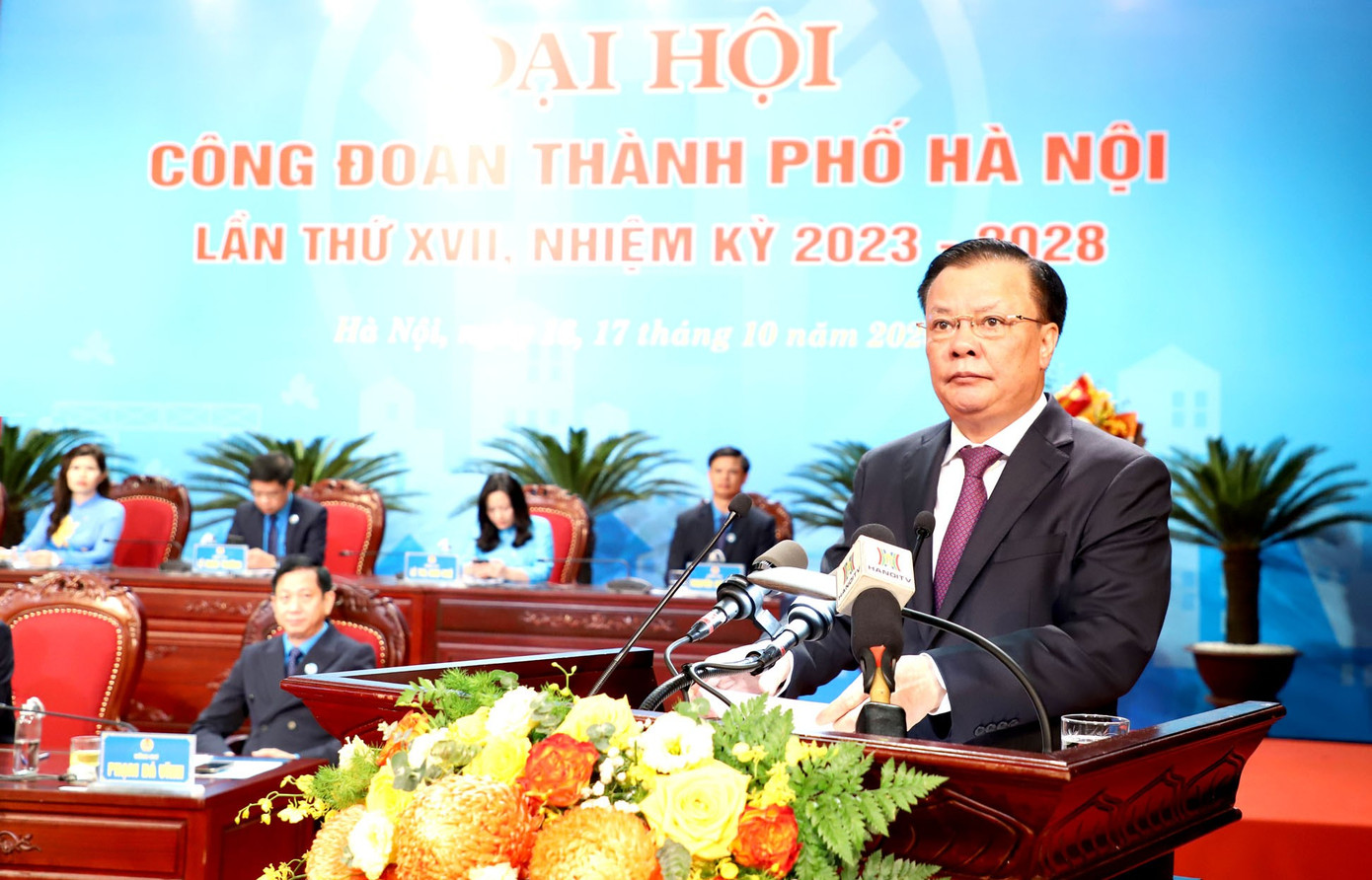 Bí thư Thành uỷ Hà Nội Đinh Tiến Dũng phát biểu tại đại hội. Ảnh: PV.