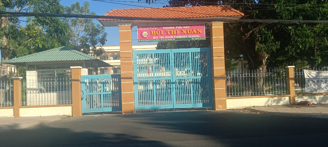 Trường tiểu học Bùi Thị Xuân. Ảnh: PV.