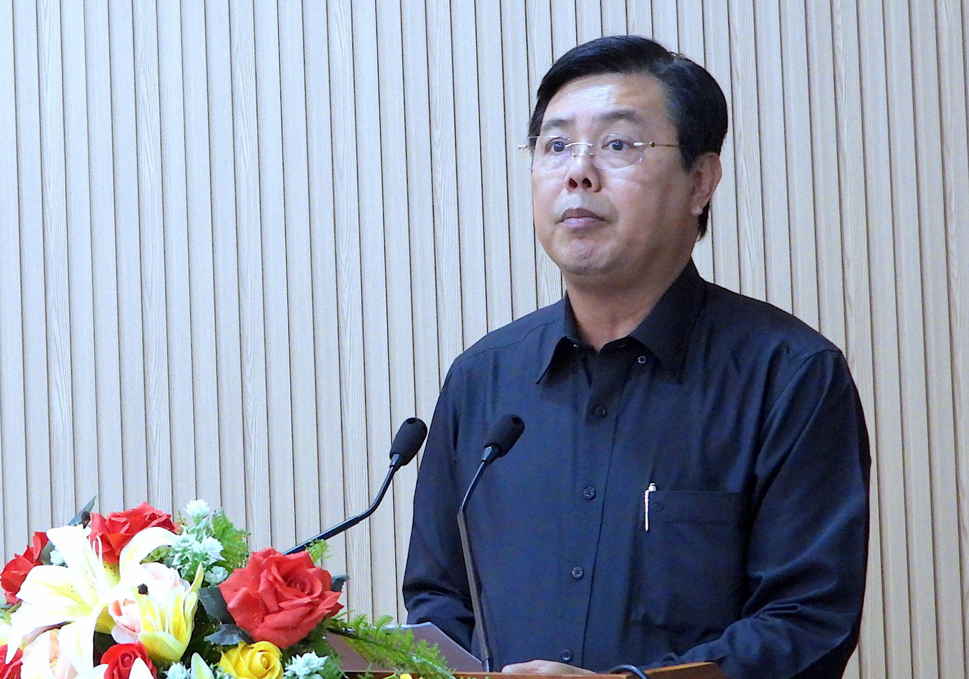 Bí thư Tỉnh uỷ Cà Mau Nguyễn Tiến Hải phát biểu chỉ đạo tại hội nghị. Bí thư Tỉnh uỷ Cà Mau Nguyễn Tiến Hải phát biểu chỉ đạo tại hội nghị.