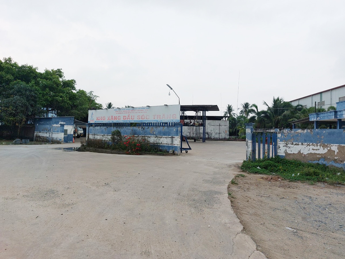 Chi nhánh Công ty Cổ phần thương mại dầu khí Cửu Long tại Sóc Trăng. Ảnh: Tuấn Anh.