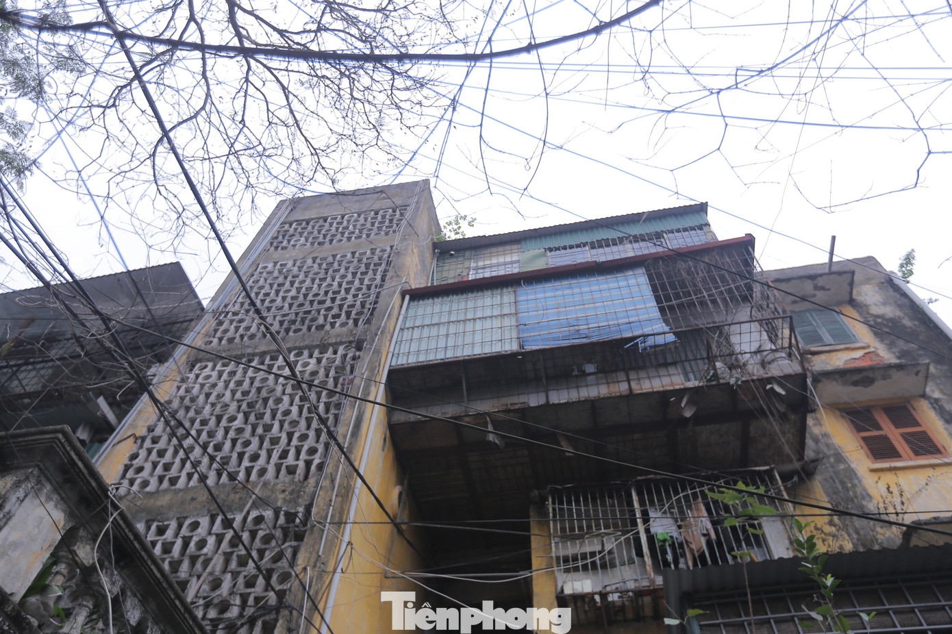 Chung cư cũng có nhiều chuồng cọp, gây mất an toàn về PCCC.