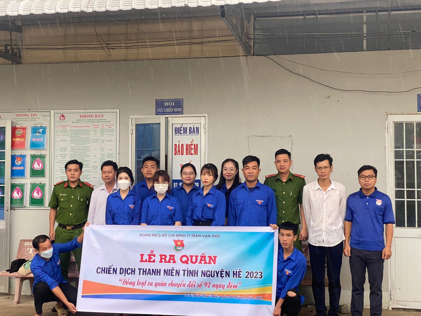 Đoàn viên, thanh niên Cà Mau đồng loạt ra quân chuyển đổi số 92 ngày đêm. Ảnh: PV.