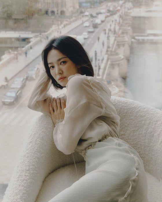 Song Hye Kyo đã thu hút được nhiều sự chú ý thông qua bộ phim gốc của Netflix The Glory vào đầu năm nay. Song Hye Kyo đã thu hút được nhiều sự chú ý thông qua bộ phim gốc của Netflix The Glory vào đầu năm nay.