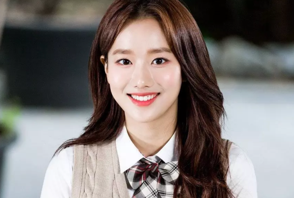 Lee Na Eun nỗ lực tìm lại những tháng ngày vinh quang của mình. Lee Na Eun nỗ lực tìm lại những tháng ngày vinh quang của mình.