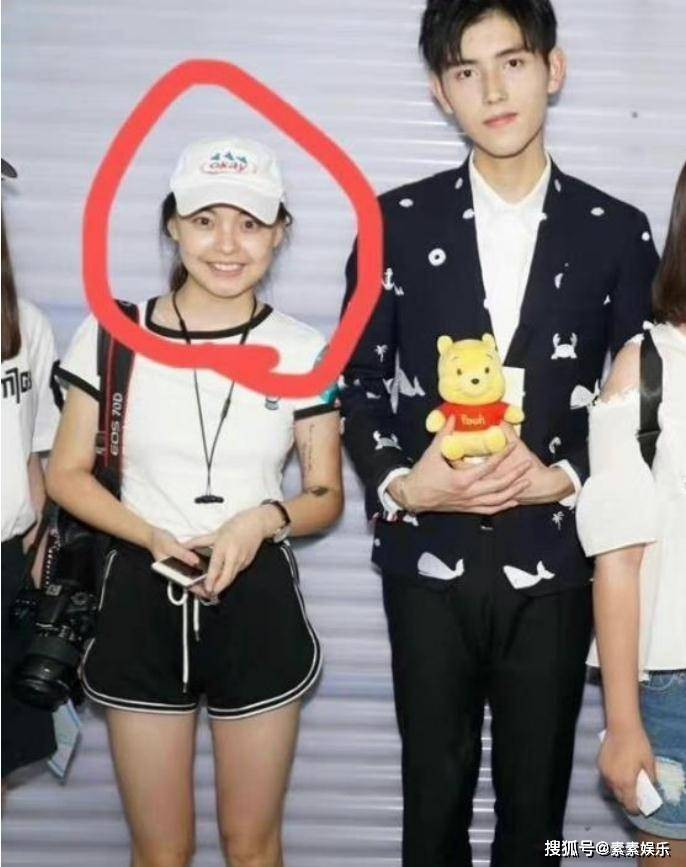 Diệc Lâm từng được phỏng vấn với tư cách là một người hâm mộ Trần Phi Vũ.