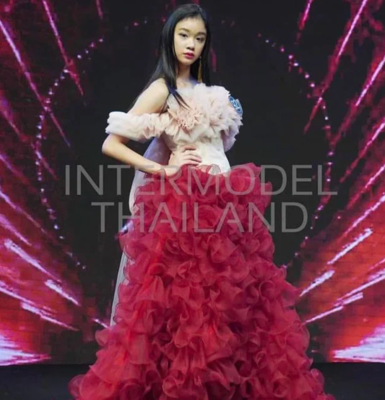 Pharita từng là Quán quân cuộc thi Inter Model Thái Lan.