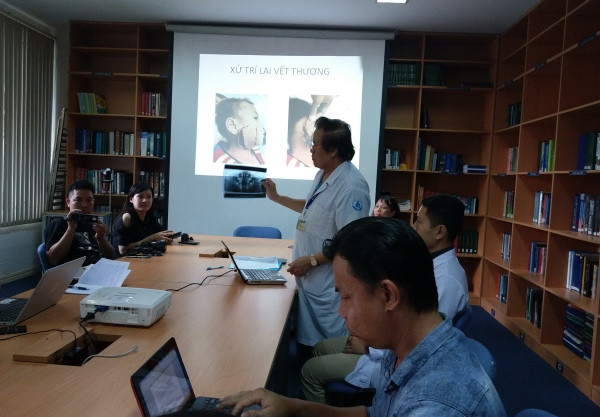 Quạt công nghiệp 'chém' nát mặt bé trai 6 tuổi ảnh 2