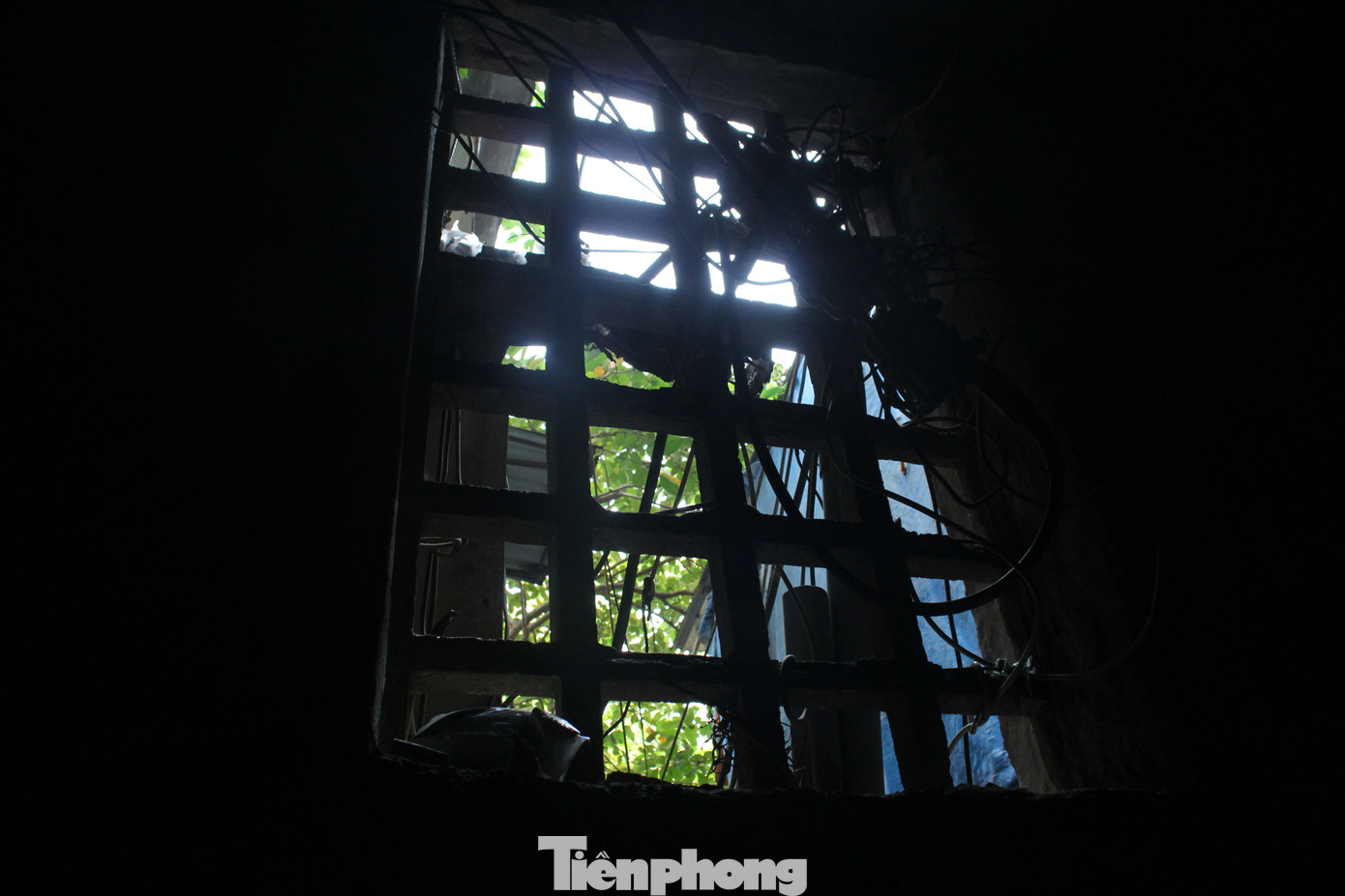 Nhiều cư dân thuộc KKT Nguyễn Công Trứ bày tỏ rằng họ mong muốn chủ đầu tư và các đơn vị ban ngành liên quan của TP Hà Nội sớm hoàn thành việc khảo sát, kiểm định để có phương án cải tạo lại KKT càng sớm càng tốt, để cư dân sớm có nơi ở mới phù hợp và đảm bảo hơn. Nhiều cư dân thuộc KKT Nguyễn Công Trứ bày tỏ rằng họ mong muốn chủ đầu tư và các đơn vị ban ngành liên quan của TP Hà Nội sớm hoàn thành việc khảo sát, kiểm định để có phương án cải tạo lại KKT càng sớm càng tốt, để cư dân sớm có nơi ở mới phù hợp và đảm bảo hơn.