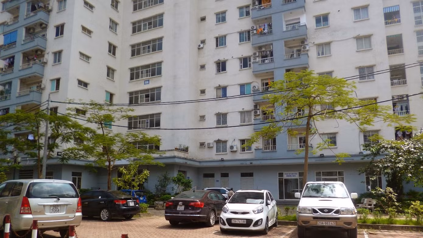 Chung cư G4 thuộc KĐT Yên Hòa (Cầu Giấy, Hà Nội). Chung cư G4 thuộc KĐT Yên Hòa (Cầu Giấy, Hà Nội).