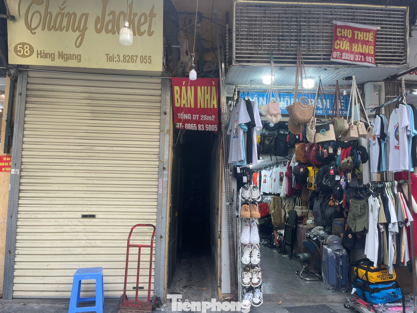 Phân khúc nhà đất thổ cư tại khu vực nội thành Hà Nội trước nay gần như không ảnh hưởng nhiều bởi các xu thế thị trường tăng hoặc giảm. (Ảnh: Lập Đông)