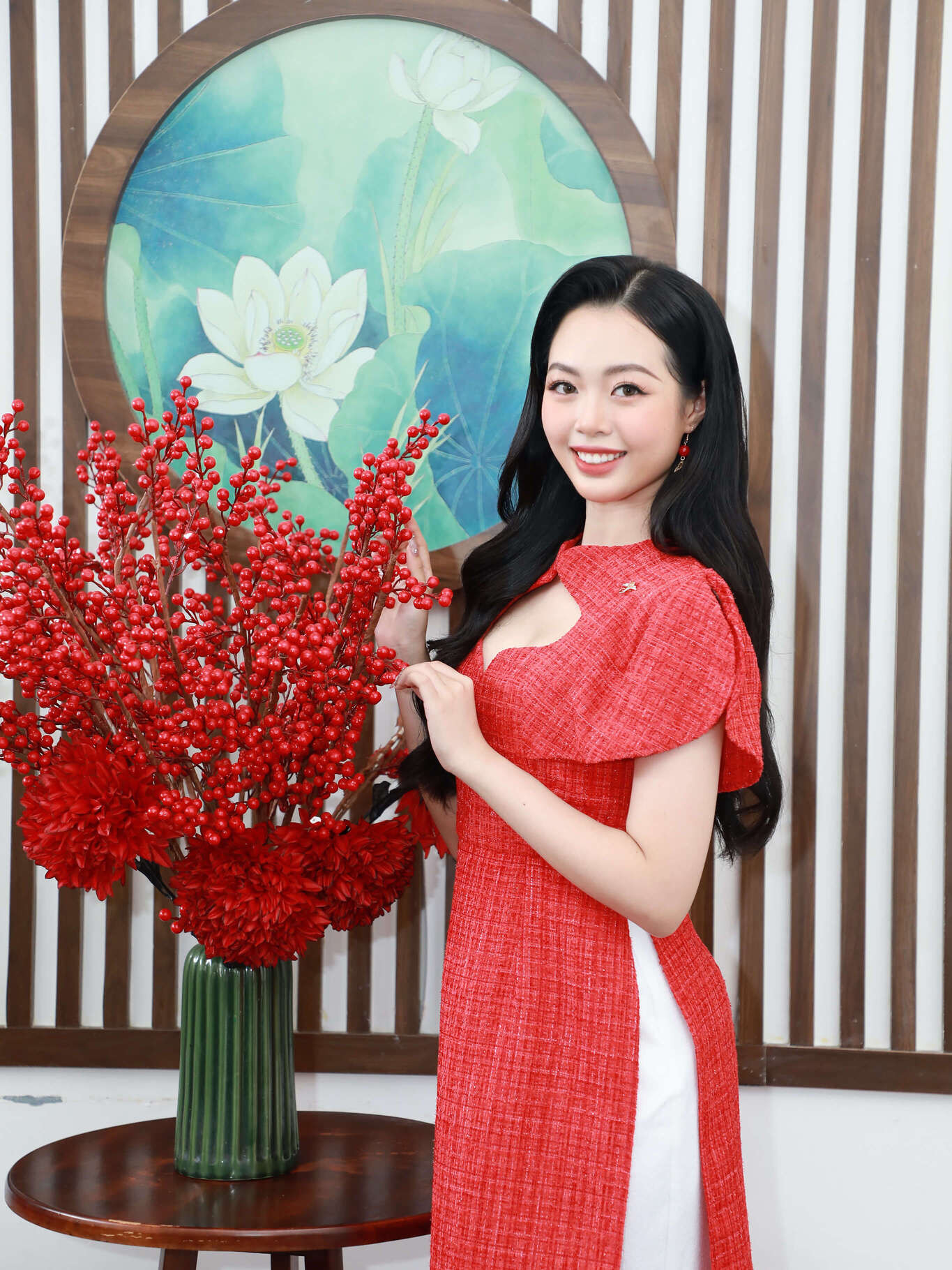 Lê Phan Ngọc Khánh - Hoa khôi Trường ĐH Kinh tế - Tài chính TP. Hồ Chí Minh.