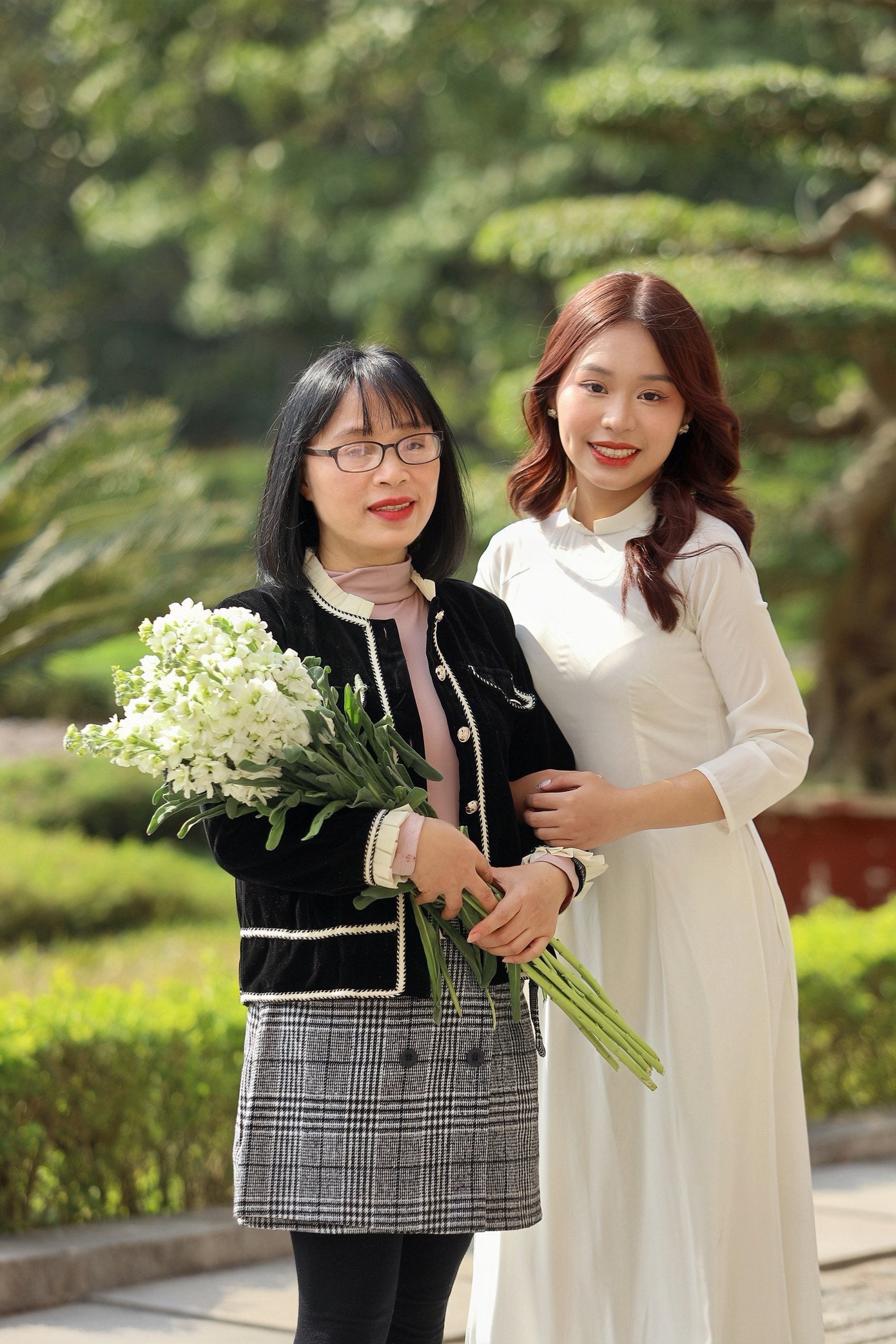 Với Trâm Anh, mẹ là người định hướng, dẫn đường chỉ lối và tiếp thêm tình yêu với môn Ngữ văn. Với Trâm Anh, mẹ là người định hướng, dẫn đường chỉ lối và tiếp thêm tình yêu với môn Ngữ văn.