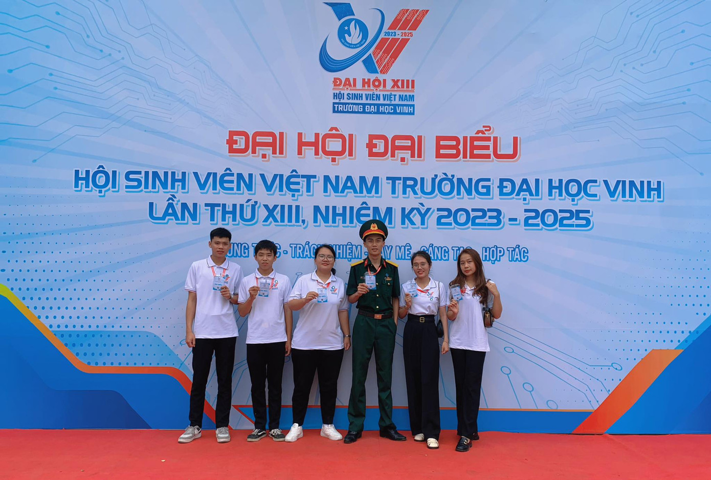 Viết Toàn tham dự Đại hội Hội Sinh viên Trường Đại học Vinh.