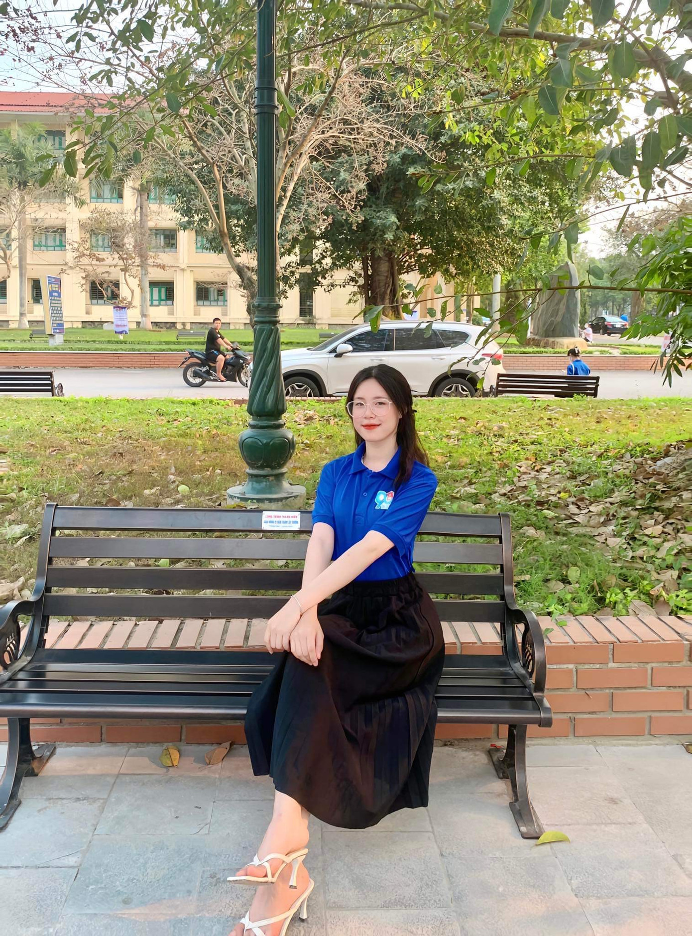 Thấu hiểu được niềm tin tưởng của gia đình, Thu Trà nhận thức được và không ngừng cố gắng học tập. Thấu hiểu được niềm tin tưởng của gia đình, Thu Trà nhận thức được và không ngừng cố gắng học tập.