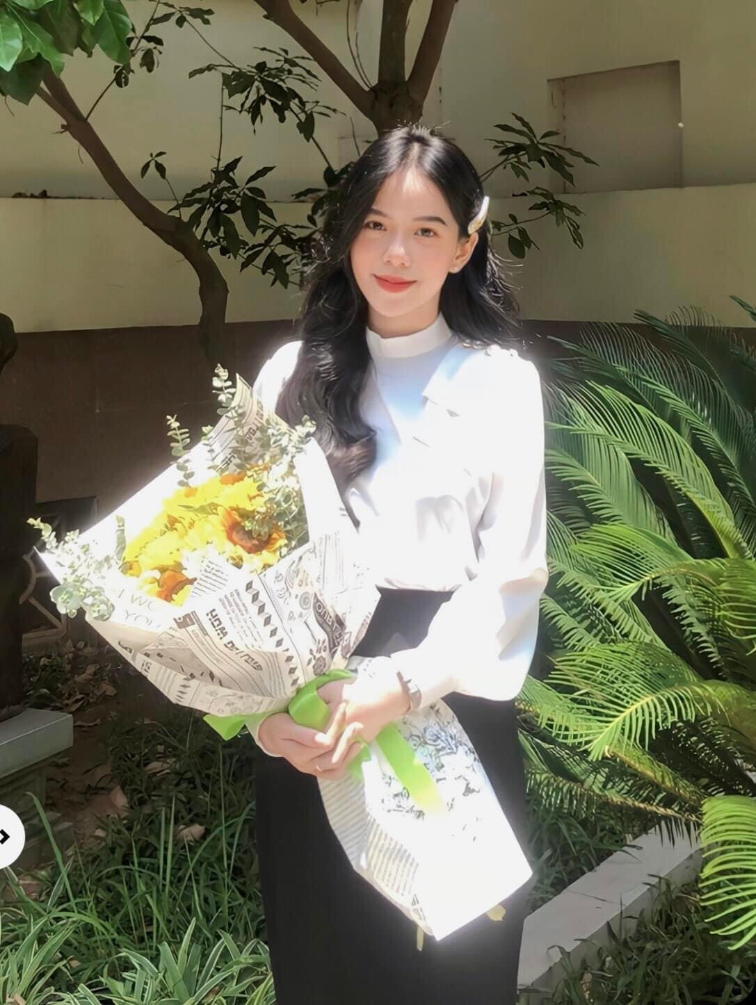 Diệp đã đạt điểm Xuất sắc trong khi bảo vệ khóa luận tốt nghiệp.