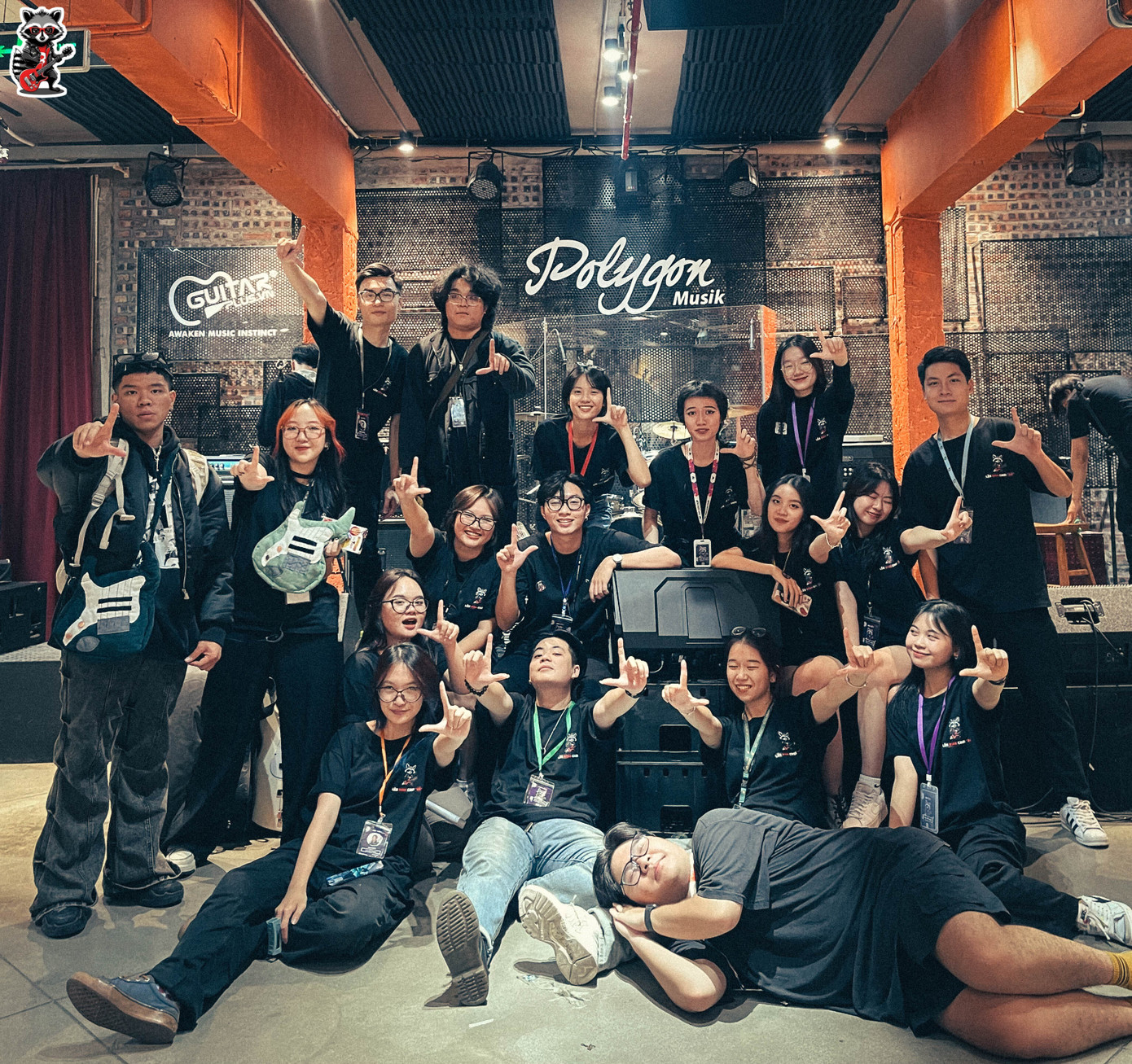 Ban tổ chức show nhạc Rock Lên “Dốc”