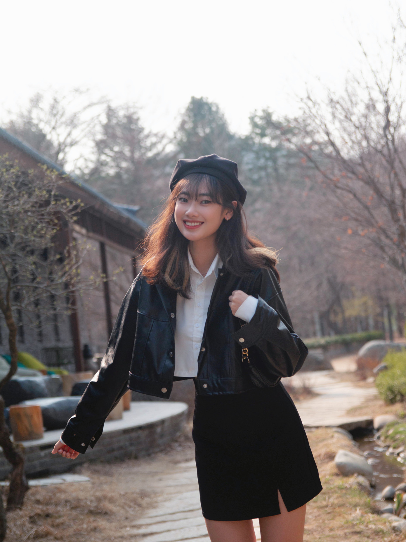 Cô hy vọng được tham gia thêm nhiều dự án quảng bá văn hoá Hàn - Việt nhằm đóng góp một phần giá trị cho quan hệ ngoại giao hai nước. Cô hy vọng được tham gia thêm nhiều dự án quảng bá văn hoá Hàn - Việt nhằm đóng góp một phần giá trị cho quan hệ ngoại giao hai nước.