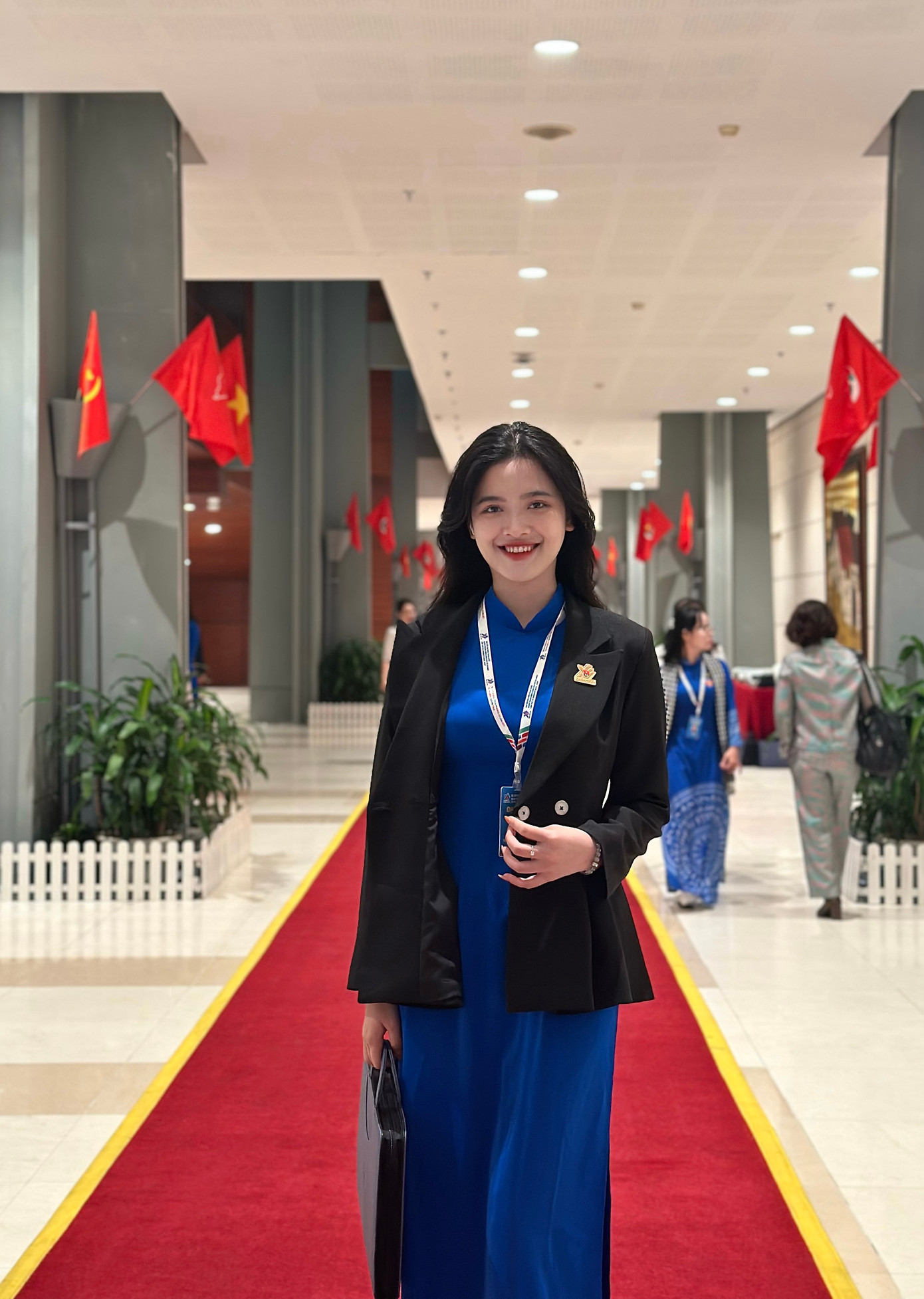 Thoa Thương là một trong những nữ đại biểu tham dự Đại hội đại biểu toàn quốc Đoàn TNCS Hồ Chí Minh lần thứ XII, nhiệm kỳ 2022 - 2027.