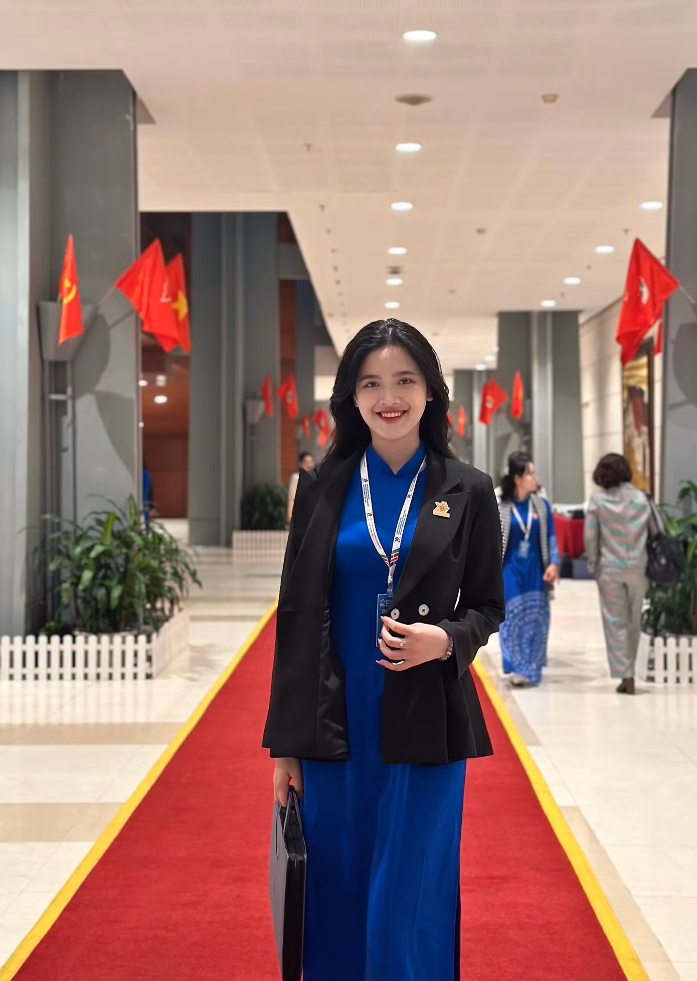 Thoa Thương là một trong những nữ đại biểu tham dự Đại hội đại biểu toàn quốc Đoàn TNCS Hồ Chí Minh lần thứ XII, nhiệm kỳ 2022 - 2027.