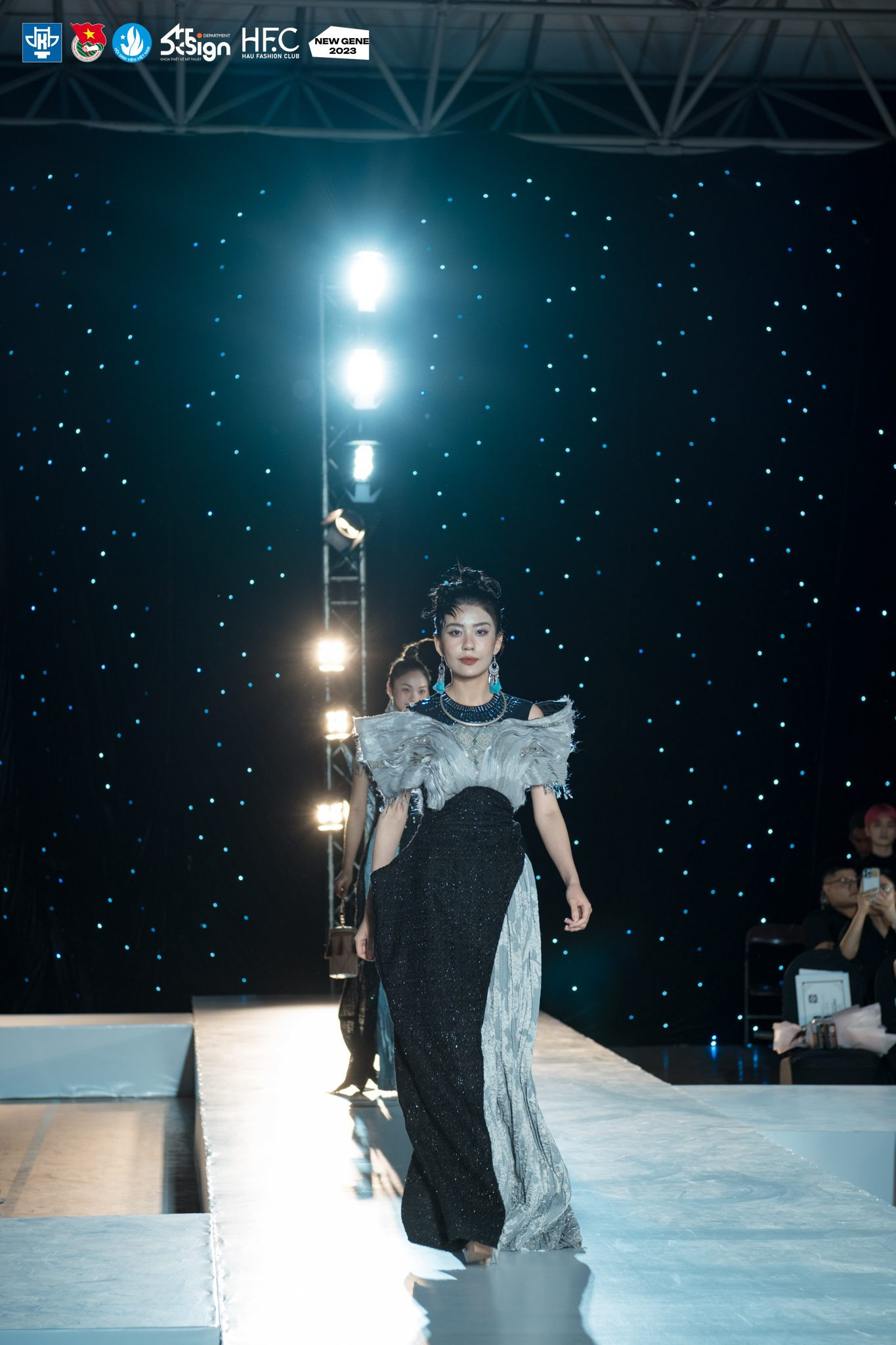 BST Dệt ước mơ trên cao nguyên đá - NTK Thanh Lịch. BST Dệt ước mơ trên cao nguyên đá - NTK Thanh Lịch.