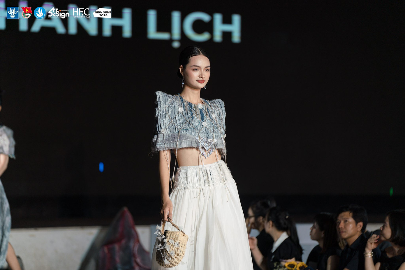 BST Dệt ước mơ trên cao nguyên đá - NTK Thanh Lịch. BST Dệt ước mơ trên cao nguyên đá - NTK Thanh Lịch.