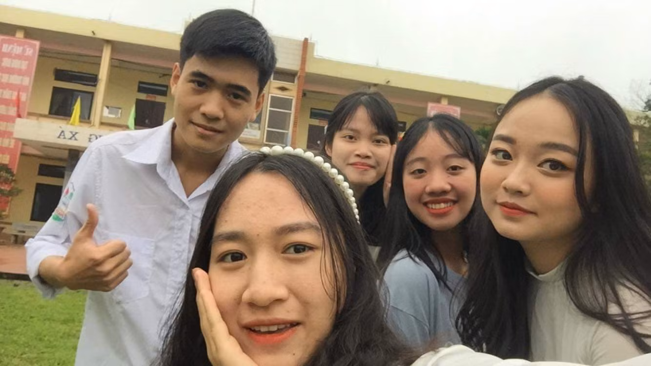 Quỳnh Chi trong những tấm ảnh cấp 3.