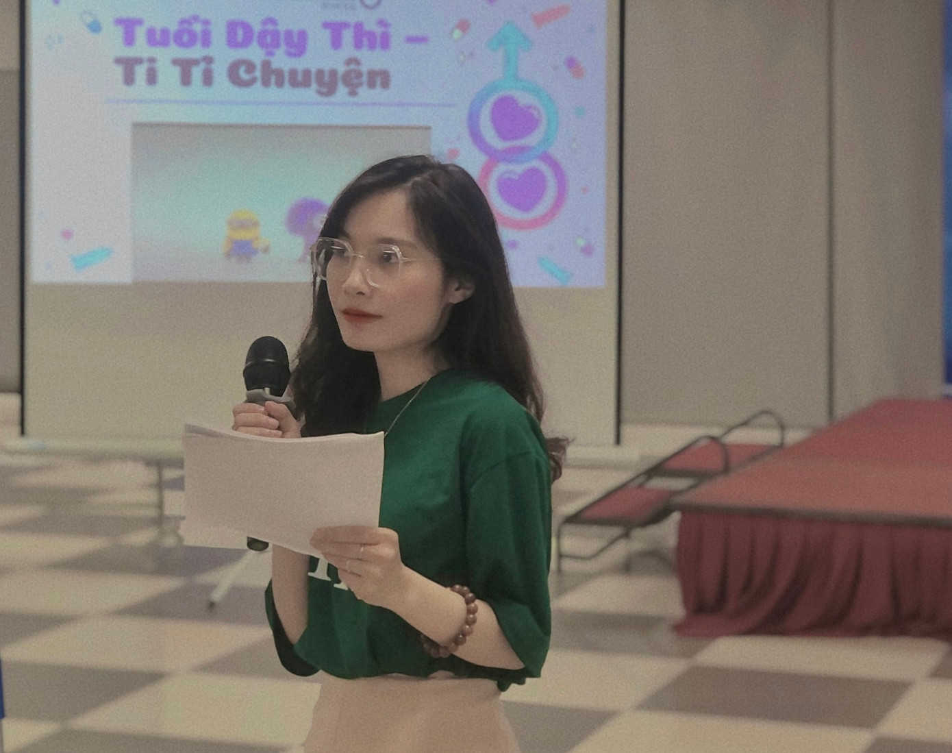 Lê Thị Huyền – cử nhân ngành Tham Vấn Học Đường, Trường Đại học Giáo dục, ĐHQG HN. Lê Thị Huyền – cử nhân ngành Tham Vấn Học Đường, Trường Đại học Giáo dục, ĐHQG HN.