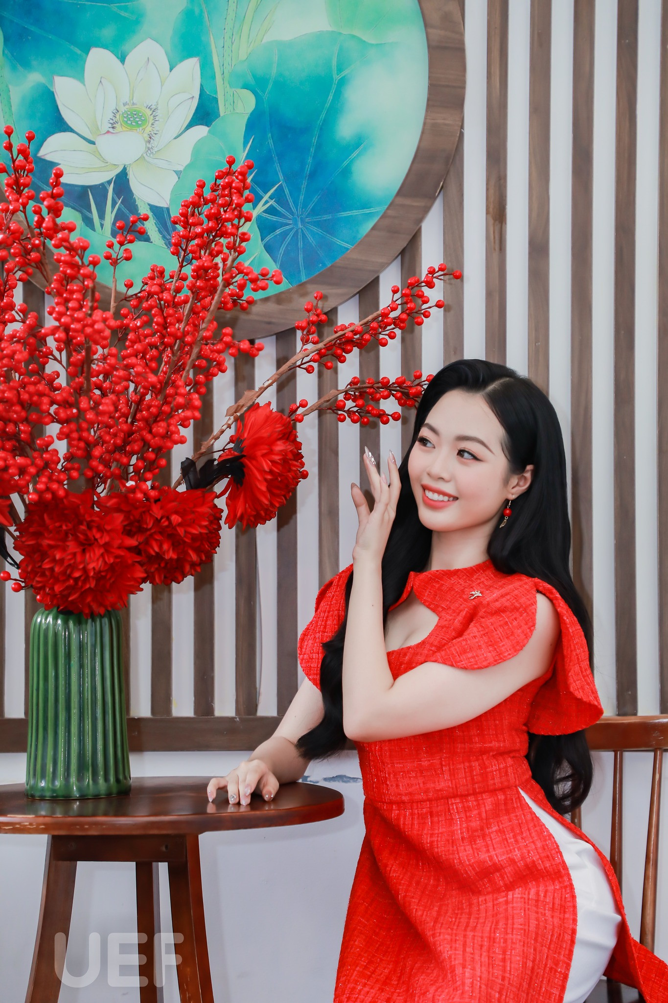 Hoa khôi Lê Phan Ngọc Khánh. Hoa khôi Lê Phan Ngọc Khánh.