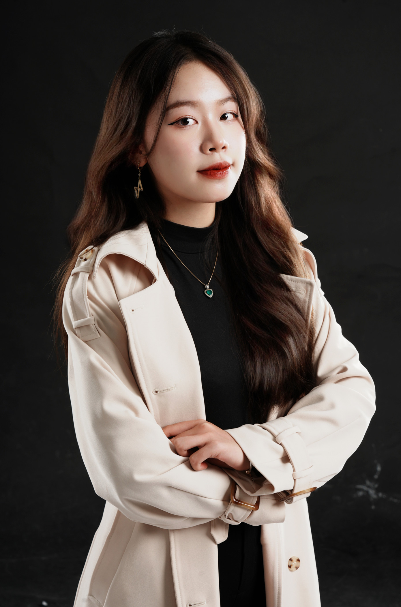 Trần Thị Trà My (sinh năm 2003) đang là sinh viên năm ba, Trường Đại học Kinh tế Quốc dân, chuyên ngành Tài chính Tiên tiến. Trần Thị Trà My (sinh năm 2003) đang là sinh viên năm ba, Trường Đại học Kinh tế Quốc dân, chuyên ngành Tài chính Tiên tiến.