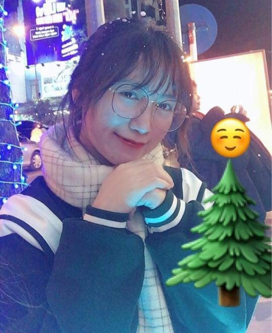 Phạm Thị Thơm – lớp 61QT.TMĐT2, sinh viên năm cuối ngành Quản trị kinh doanh, Khoa Kinh tế và Quản lý, Trường Đại học Thủy lợi. Phạm Thị Thơm – lớp 61QT.TMĐT2, sinh viên năm cuối ngành Quản trị kinh doanh, Khoa Kinh tế và Quản lý, Trường Đại học Thủy lợi.