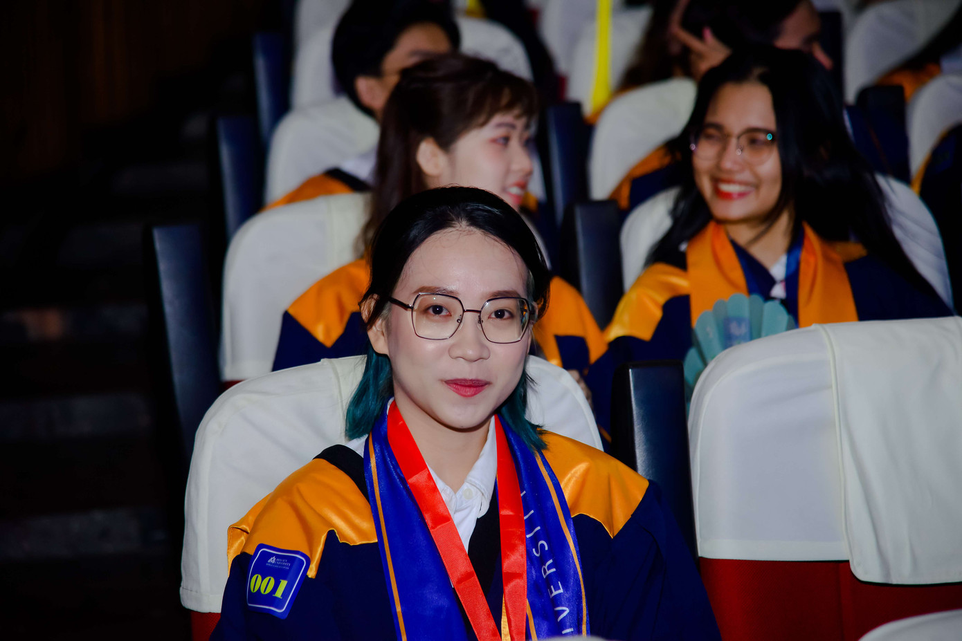 Kết quả cuối cùng là dấu son rực rỡ, dấu mộc chứng nhận cho những nỗ lực bền bỉ, cho sự kiên định và quyết tâm. Kết quả cuối cùng là dấu son rực rỡ, dấu mộc chứng nhận cho những nỗ lực bền bỉ, cho sự kiên định và quyết tâm.