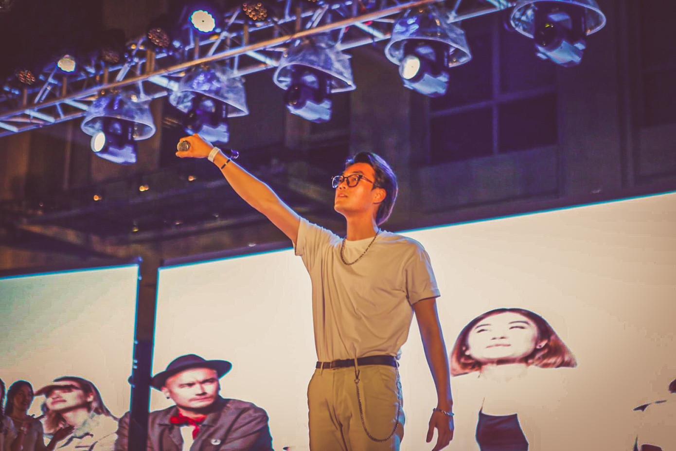 Đinh Trường Giang đang là sinh viên năm nhất khoa Truyền thông và Văn hóa Đối ngoại – Học viện Ngoại giao. Đinh Trường Giang đang là sinh viên năm nhất khoa Truyền thông và Văn hóa Đối ngoại – Học viện Ngoại giao.