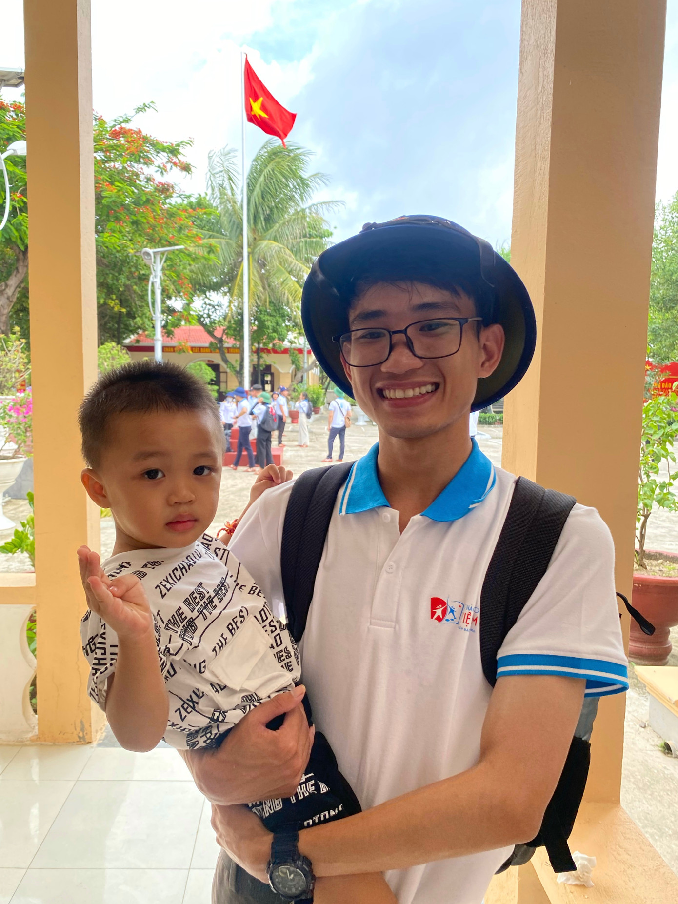 Tuấn vinh dự được là 1 trong 200 đại biểu trên chuyến tàu đặc biệt của hành trình "Sinh viên với biển, đảo Tổ quốc" năm 2023, đến với huyện đảo Trường Sa và nhà giàn DK1.