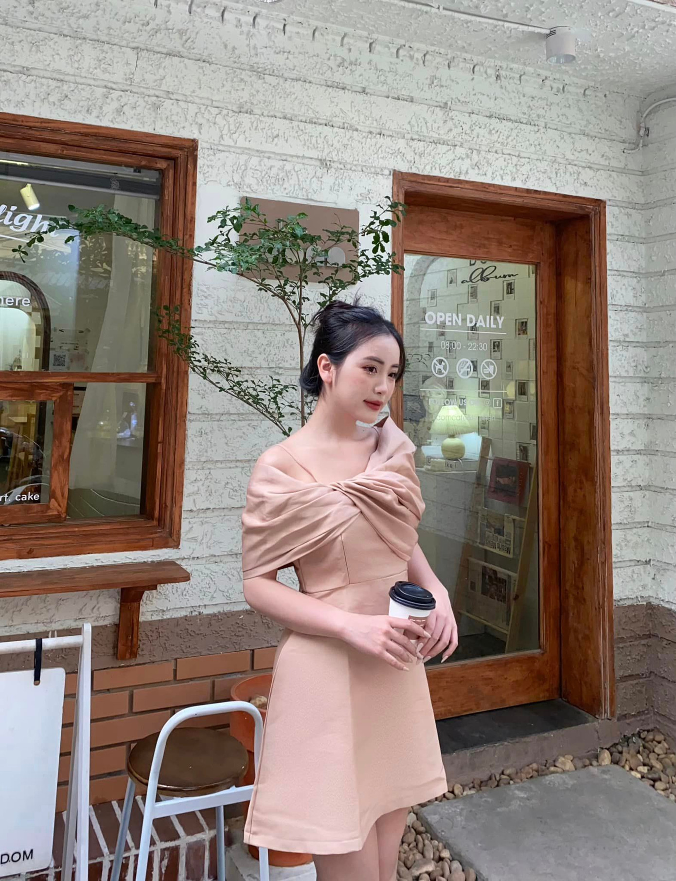 Kiều Trang luôn xây dựng hình ảnh trẻ trung, năng động. Kiều Trang luôn xây dựng hình ảnh trẻ trung, năng động.