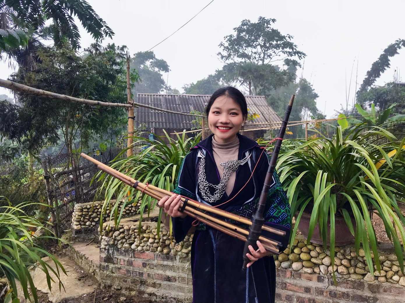 Sùng Thị Chư, 21 tuổi, người dân tộc H'Mông.