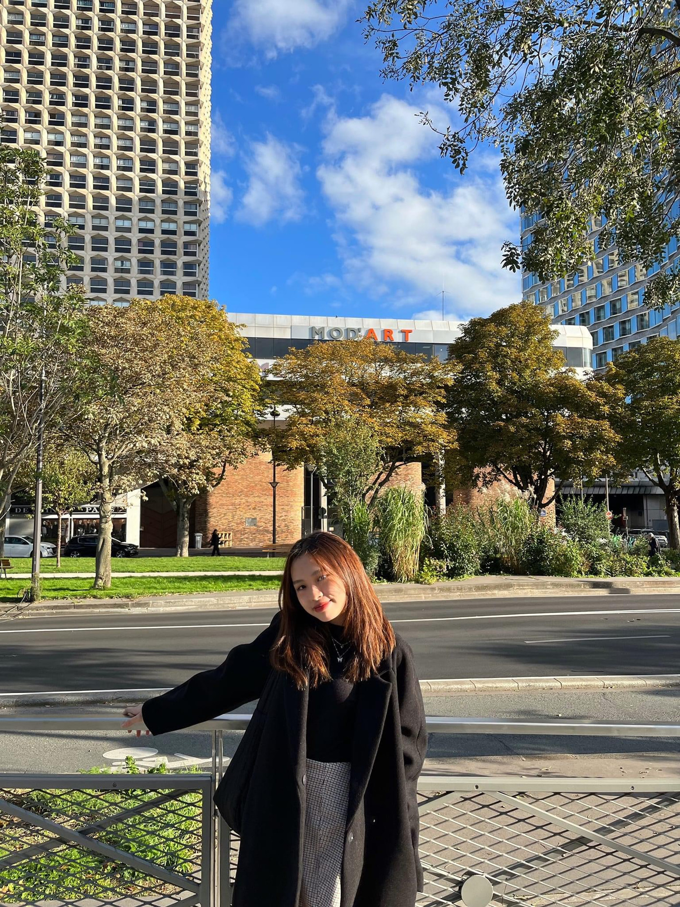 Cô bạn Chu Ngọc Phương Linh tài năng và xinh đẹp.