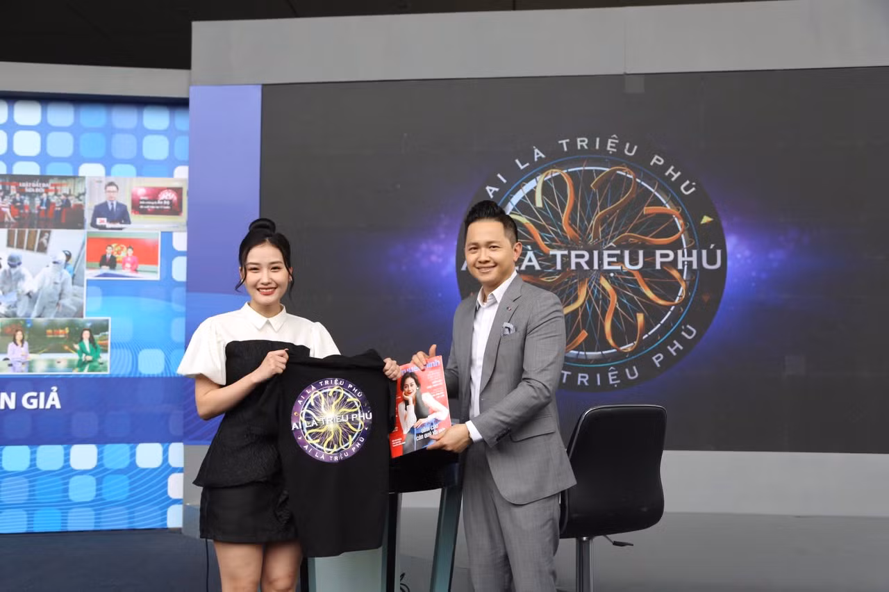 Thuỳ Dung tham gia chương trình “Ai là triệu phú” phiên bản hội báo tại Vòng casting MC của VTV3.