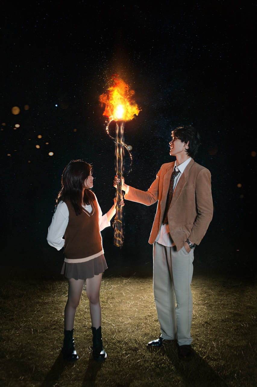 Tình yêu, sức khỏe, gia đình và đam mê chính là mồi lửa để giữ nóng cho tinh thần của tân sinh viên luôn năng nổ và sôi động. Nó cộng hưởng với nhau để rồi thắp sáng ngọn đuốc dẫn ta tới bến bờ của giá trị tốt đẹp trong cuộc sống.