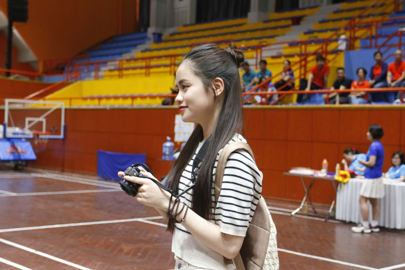 Ngọc Anh công tác tại Ban Truyền thông - Tổng công ty Điện lực TP. Hà Nội. Ngọc Anh công tác tại Ban Truyền thông - Tổng công ty Điện lực TP. Hà Nội.