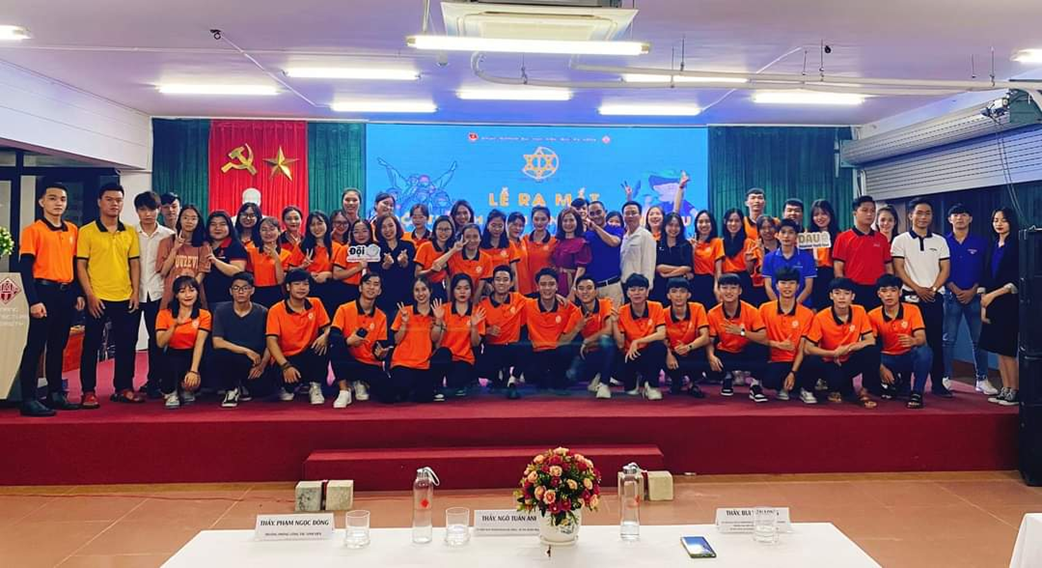 Lễ ra mắt, thành lập đội Thanh niên Tình nguyện D.A.U và Võ Văn Lít với chức vụ đội trưởng đội.