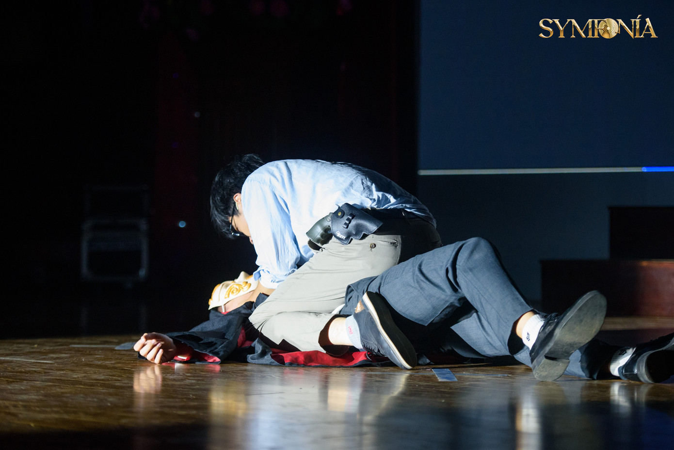 Vở kịch tập trung thể hiện thông điệp trọng tâm của chương trình, khi thám tử Lâm - một người điềm tĩnh lại không thể kiểm soát được tâm trí bản thân, như hóa điên ngay trong chính ngôi nhà mình. Vở kịch tập trung thể hiện thông điệp trọng tâm của chương trình, khi thám tử Lâm - một người điềm tĩnh lại không thể kiểm soát được tâm trí bản thân, như hóa điên ngay trong chính ngôi nhà mình.