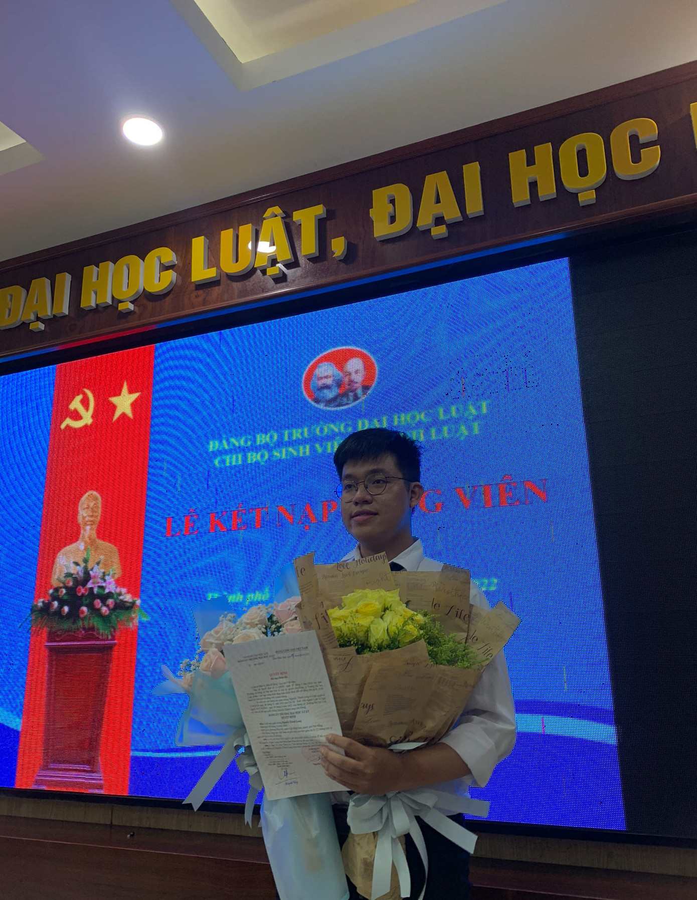 Nguyễn Thành Long - cựu sinh viên trường Đại học Luật, Đại học Huế.