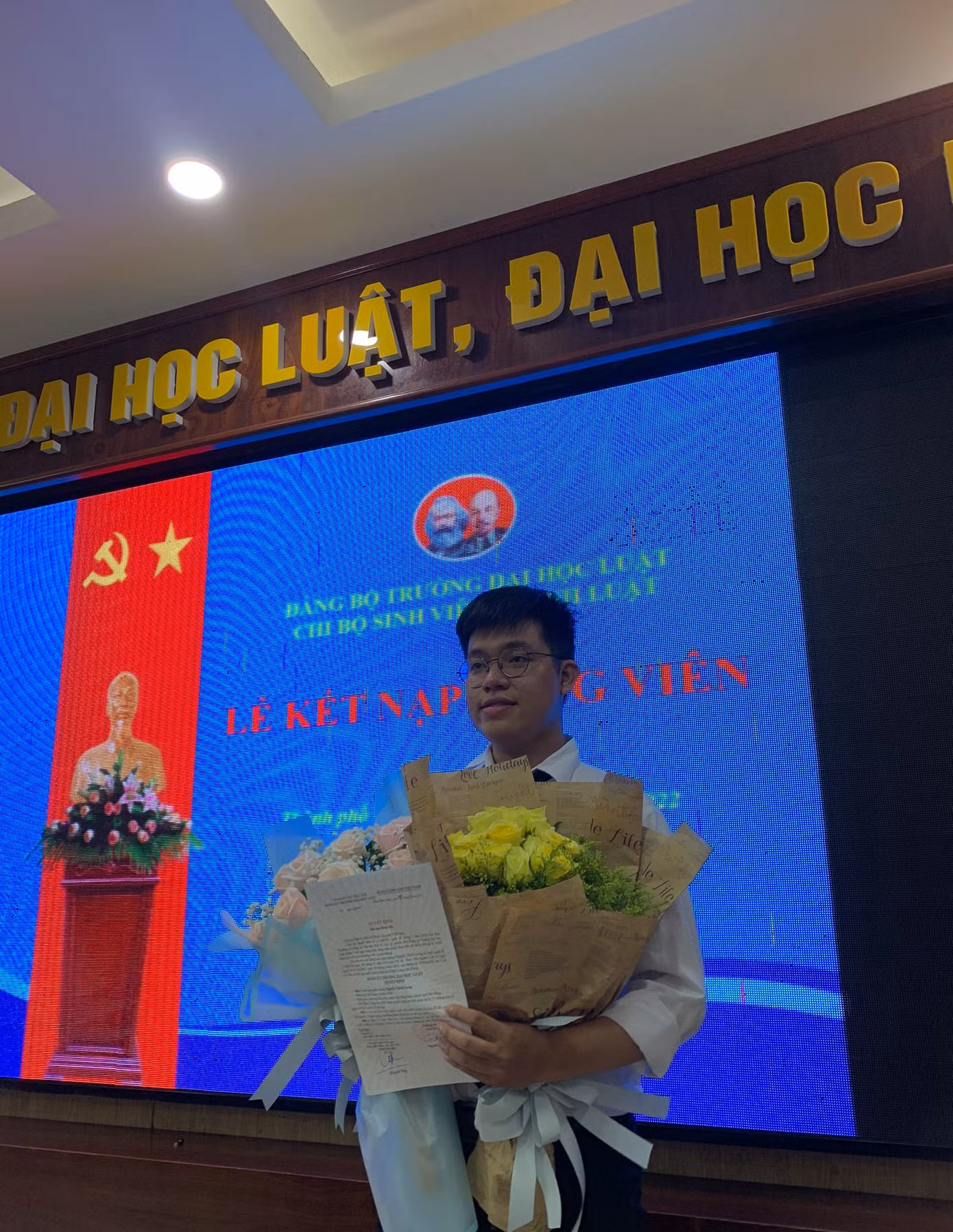 Nguyễn Thành Long - cựu sinh viên trường Đại học Luật, Đại học Huế.