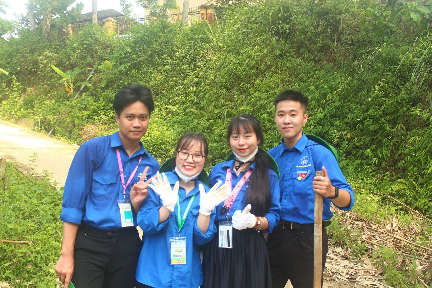 Tình cảm của người dân đã để lại ấn tượng sâu sắc, tình cảm và sự trân trọng trong lòng các tình nguyện viên. Tình cảm của người dân đã để lại ấn tượng sâu sắc, tình cảm và sự trân trọng trong lòng các tình nguyện viên.