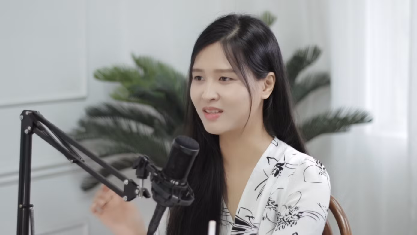 TS. Đặng Hoàng Ngân nhấn mạnh tầm quan trọng của việc giáo dục và thực hành những giá trị sống về sự tôn trọng, sự sẻ chia cho trẻ từ sớm. TS. Đặng Hoàng Ngân nhấn mạnh tầm quan trọng của việc giáo dục và thực hành những giá trị sống về sự tôn trọng, sự sẻ chia cho trẻ từ sớm.
