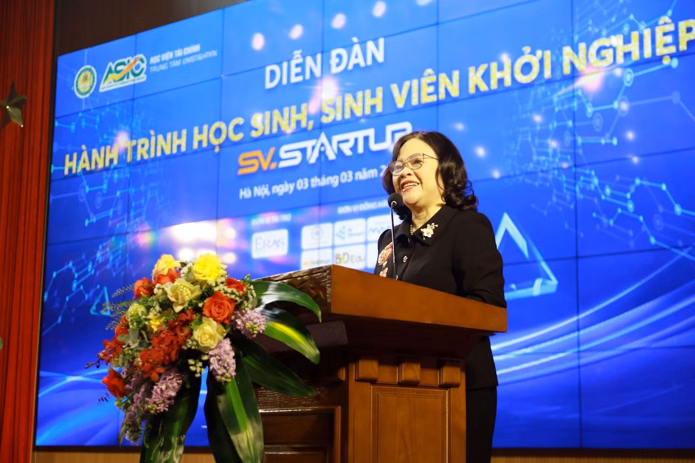 TS. Ngô Thị Minh - Thứ trưởng bộ GD&ĐT phát biểu tại chương trình. TS. Ngô Thị Minh - Thứ trưởng bộ GD&ĐT phát biểu tại chương trình.