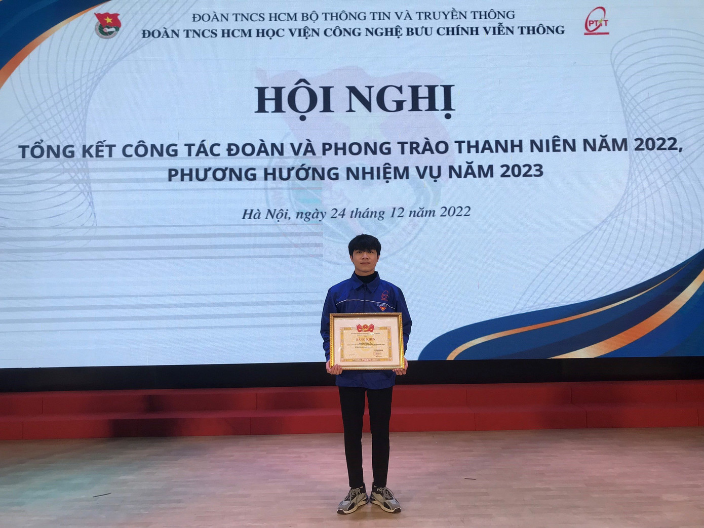 Bùi Trung Trà hiện đang là sinh viên Học viện Công nghệ Bưu chính Viễn thông.