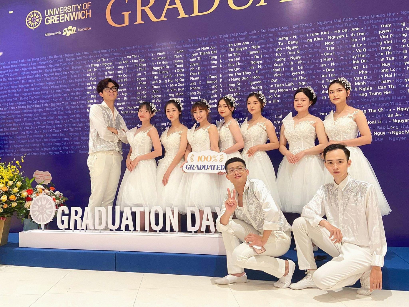 CLB BeU - CLB múa BK, nơi Tùng Lâm được đắm chìm vào những động tác múa.